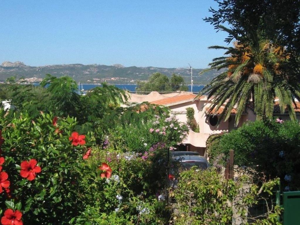 Villa Rosa Baja Sardinia Exterior photo